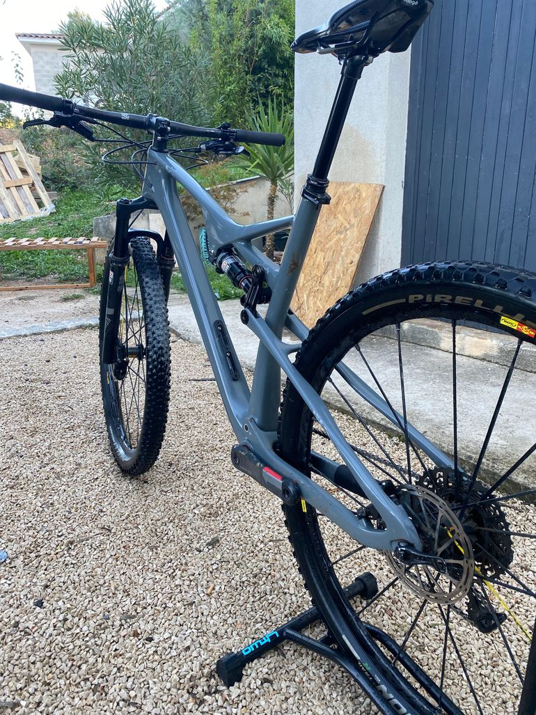Used Head Adapt Edge 2018 2018 Mountainbike, Light Gray, 29 — image 3 of 11