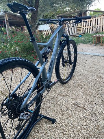Used Head Adapt Edge 2018 2018 Mountainbike, Light Gray, 29 — image 2 of 11