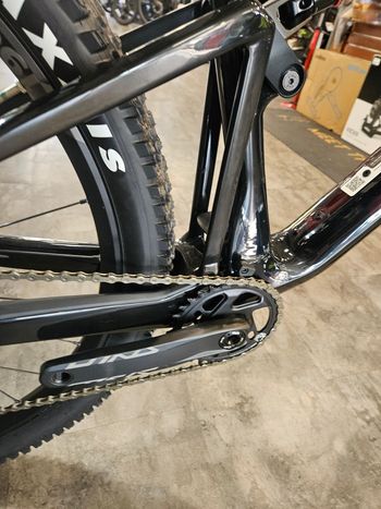 Used BMC Fourstroke LT ONE 2024 2024 Mountainbike, Red, 29 — image 5 of 5