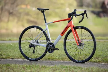 Used SUPERIOR BIKES 2025 2025 Road & Gravel, White — image 1 of 3