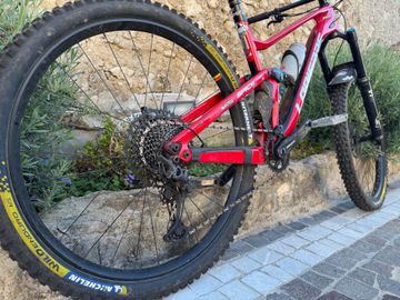 Used Lapierre Spicy Shimano Deore XT 2023 Mountainbike, Red — image 3 of 6
