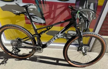 Used BMC Fourstroke 01 TEAM Mountain Bike 2024 MTB
