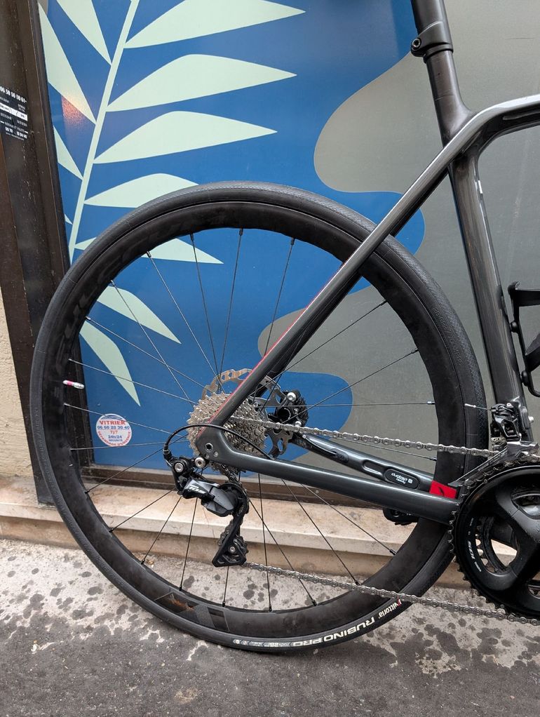 Used Trek Émonda SL 5 2023 2023 Road & Gravel, Light Gray — image 5 of 11