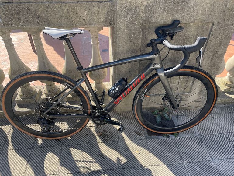 Used Specialized Diverge SRAM Force eTap AXS 2023 Road & Gravel, Light Gray — image 9 of 10