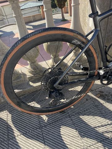 Used Specialized Diverge SRAM Force eTap AXS 2023 Road & Gravel, Light Gray — image 6 of 10