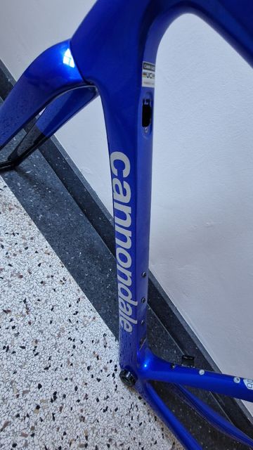 Used Cannondale SuperSix EVO 2 2023 Road & Gravel, Blue — image 5 of 12