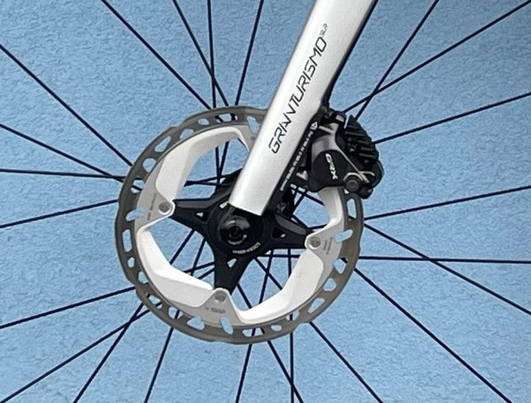 Used Wilier GRANTURISMO SLR SHIMANO GRX DI2 2x12v 2025 Road & Gravel, Light Gray — image 2 of 6