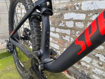 Used Specialized Men's Epic Comp 2018 2018 Mountainbike, Black, 29 — image 6 of 11
