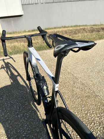 Used Colnago V5rs 2025 Road & Gravel, Black — image 5 of 6