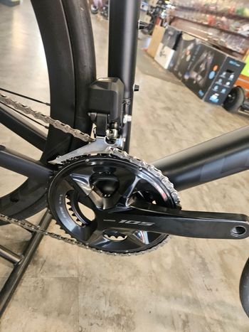 Used Look 785 Huez 105 Di2 2024 2024 Road & Gravel, Black — image 4 of 5