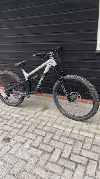 Used Canyon Spectral 125 AL 5 2024 2024 Mountainbike — image 1 of 18