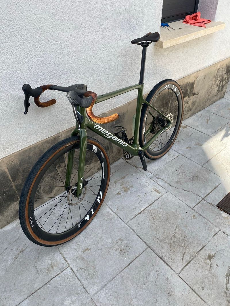 Używany Megamo Silk SRAM XX1 Eagle AXS 2025 Road & Gravel — zdjęcie 9 z 10