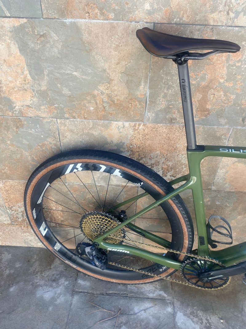 Używany Megamo Silk SRAM XX1 Eagle AXS 2025 Road & Gravel — zdjęcie 6 z 10