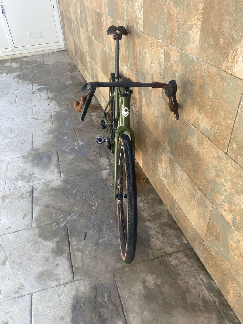 Używany Megamo Silk SRAM XX1 Eagle AXS 2025 Road & Gravel — zdjęcie 5 z 10