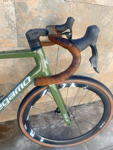 Używany Megamo Silk SRAM XX1 Eagle AXS 2025 Road & Gravel — zdjęcie 3 z 10