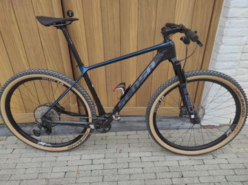 Sensa Fiori Elite Ltd 2023 2023 Mountainbike usato, Nero — immagine 2 di 9