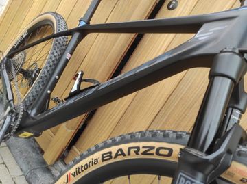 Sensa Fiori Elite Ltd 2023 2023 Mountainbike usato, Nero — immagine 4 di 9