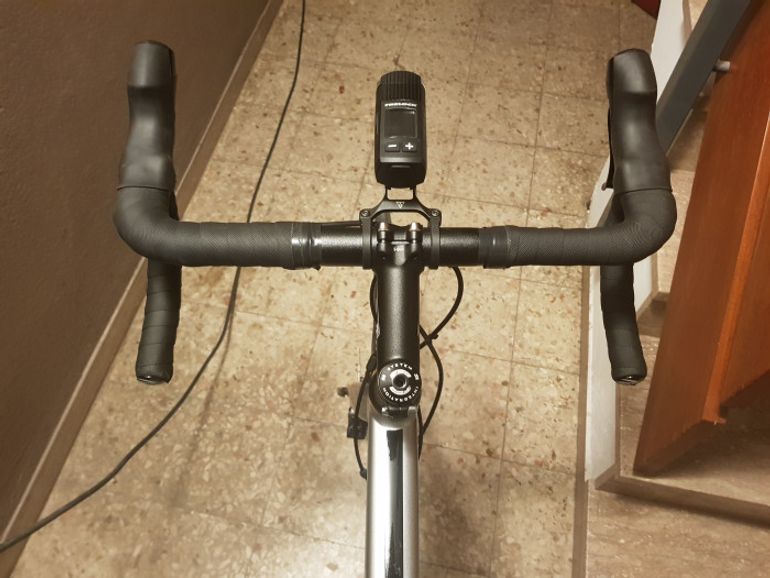 Used Cannondale CAAD12 Disc 105 2018 Road & Gravel, Dark gray — image 2 of 16
