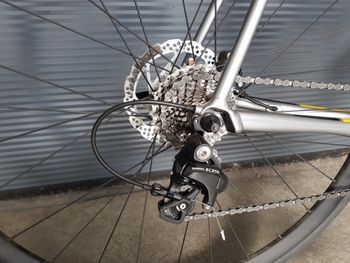 Used Cannondale CAAD12 Disc 105 2018 Road & Gravel, Dark gray — image 11 of 16