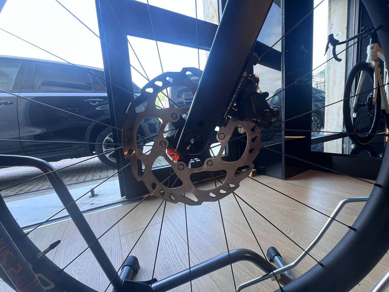 Used Specialized Sl8 2025 Road & Gravel, Black — image 5 of 6