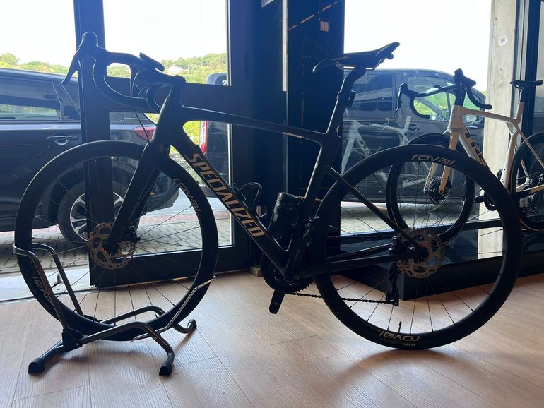Used Specialized Sl8 2025 Road & Gravel, Black — image 6 of 6