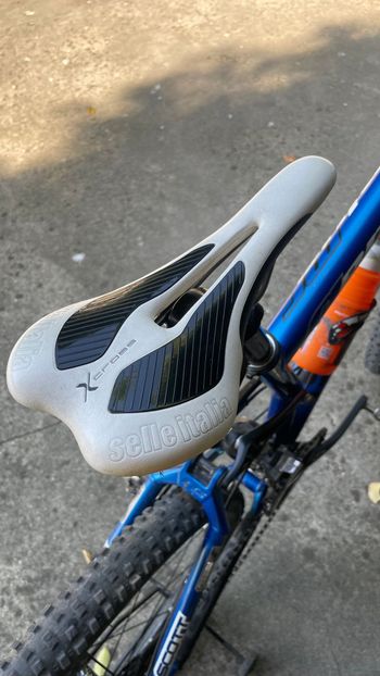 Used Scott Genius MT40 2012 Mountainbike, Blue, 26 — image 6 of 8