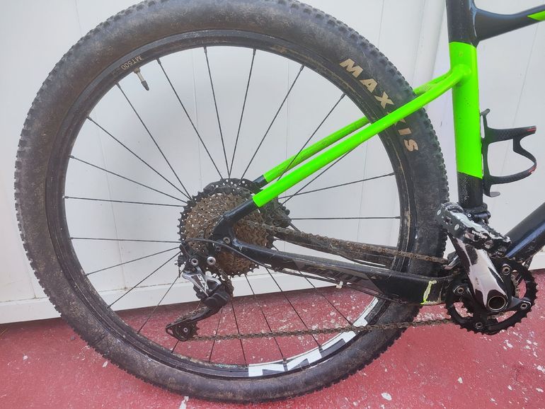 Used Giant Fathom 29 2 2017 2017 Mountainbike, Green, 29 — image 2 of 5