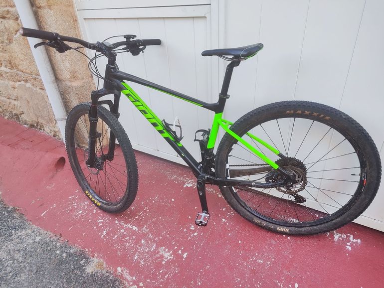 Used Giant Fathom 29 2 2017 2017 Mountainbike, Green, 29 — image 4 of 5