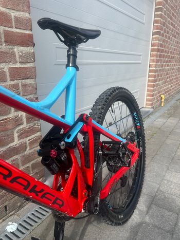 Used Mondraker Dune R 2019 2019 Mountainbike, Red, 27.5 — image 1 of 5
