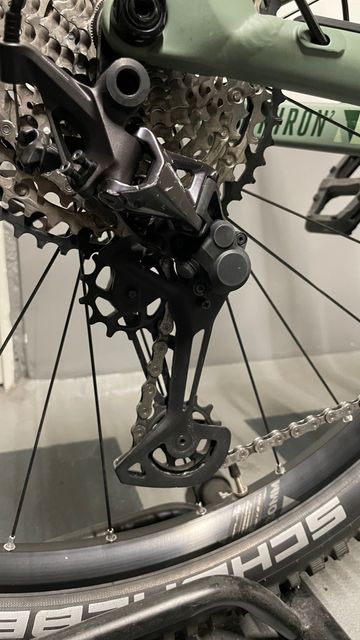 Used Focus THRON² 6.9 2020 2020 Mountainbike, Green, 29 — image 6 of 15