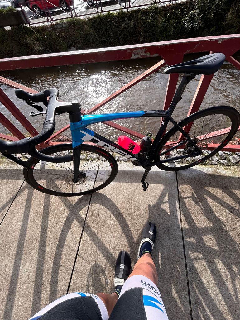 Used Trek Émonda SL 5 Disc 2022 2022 Road & Gravel, Blue — image 2 of 3