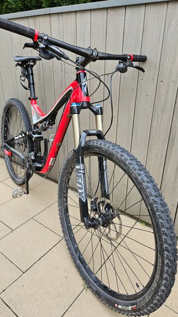 Used Specialized Stumpjumper FSR Comp 29 2012 2012 Mountainbike, Red, 29 — image 1 of 5
