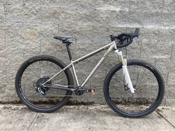 Used Motobecane Fly SRAM Force 2018 Mountainbike, Light Gray, 29 — image 1 of 13