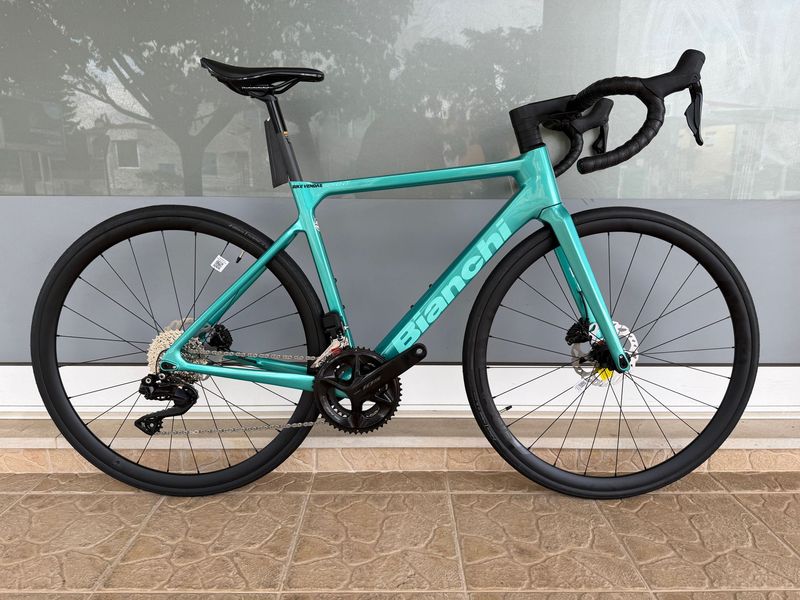 Used Bianchi Sprint 105 - Di2 2026 Road & Gravel