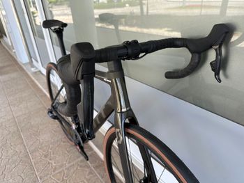 Used Scott Addict 10 2024 2024 Road & Gravel, Negro — image 4 of 8