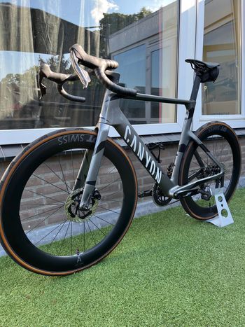 Used Canyon Aerod CF SLX 7.0 AXS SPEED 2025 Road & Gravel