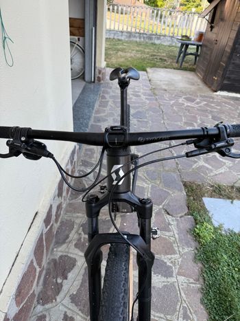 Used Scott Scale 940 2024 2024 Mountainbike, Black, 29 — image 2 of 13