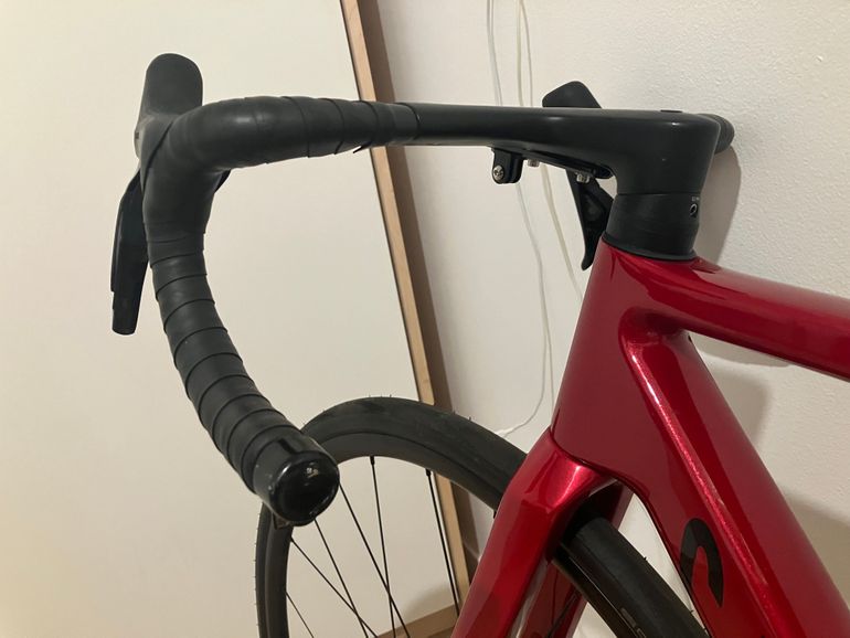 Used Canyon Ultimate CF SL 7 Di2 2024 2024 Road & Gravel, Red — image 11 of 26