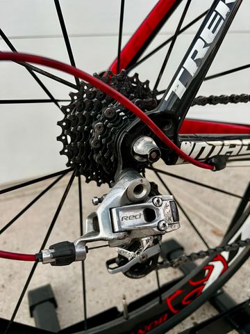 Used Trek Madone 6.9 Red 2009 2009 Road & Gravel, Black — image 2 of 12