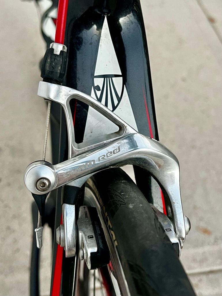 Used Trek Madone 6.9 Red 2009 2009 Road & Gravel, Black — image 10 of 12