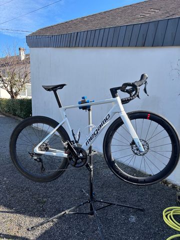 Used Megamo Pulse 2025 2025 Road & Gravel, White — image 1 of 4