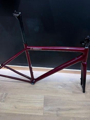 Used Specialized S-Works Aethos – Shimano Dura-Ace Di2 2022 Frameset 2022 Road & Gravel