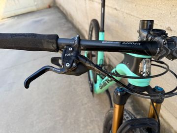 Gebrauchtes Bianchi Methanol 9.1 Cv 2017 Mountainbike, Blau, 29 — Bild 5 von 10