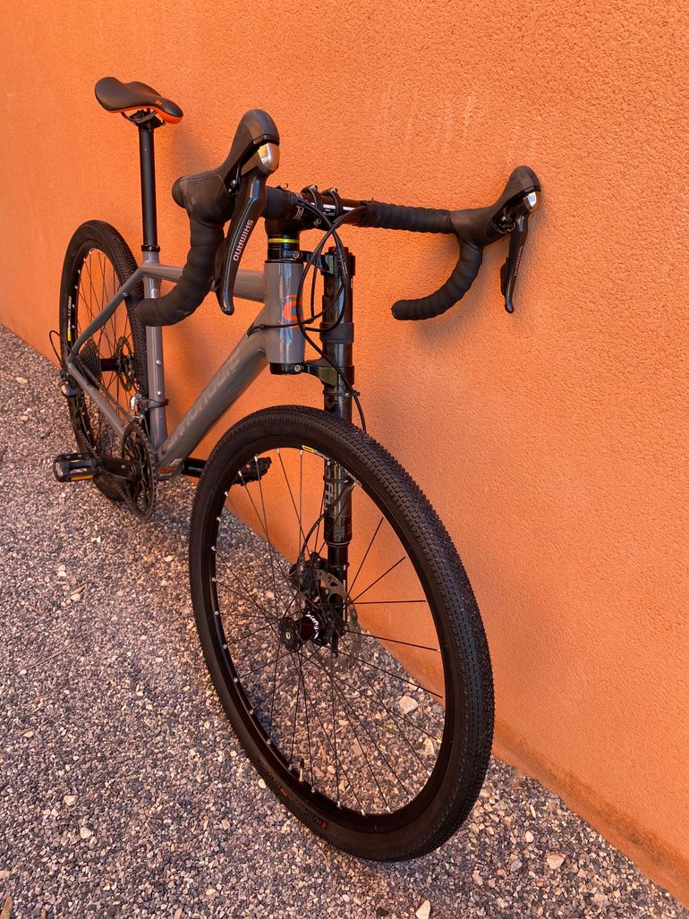Used Cannondale Slate 2016 Road & Gravel, Light Gray — image 4 of 6