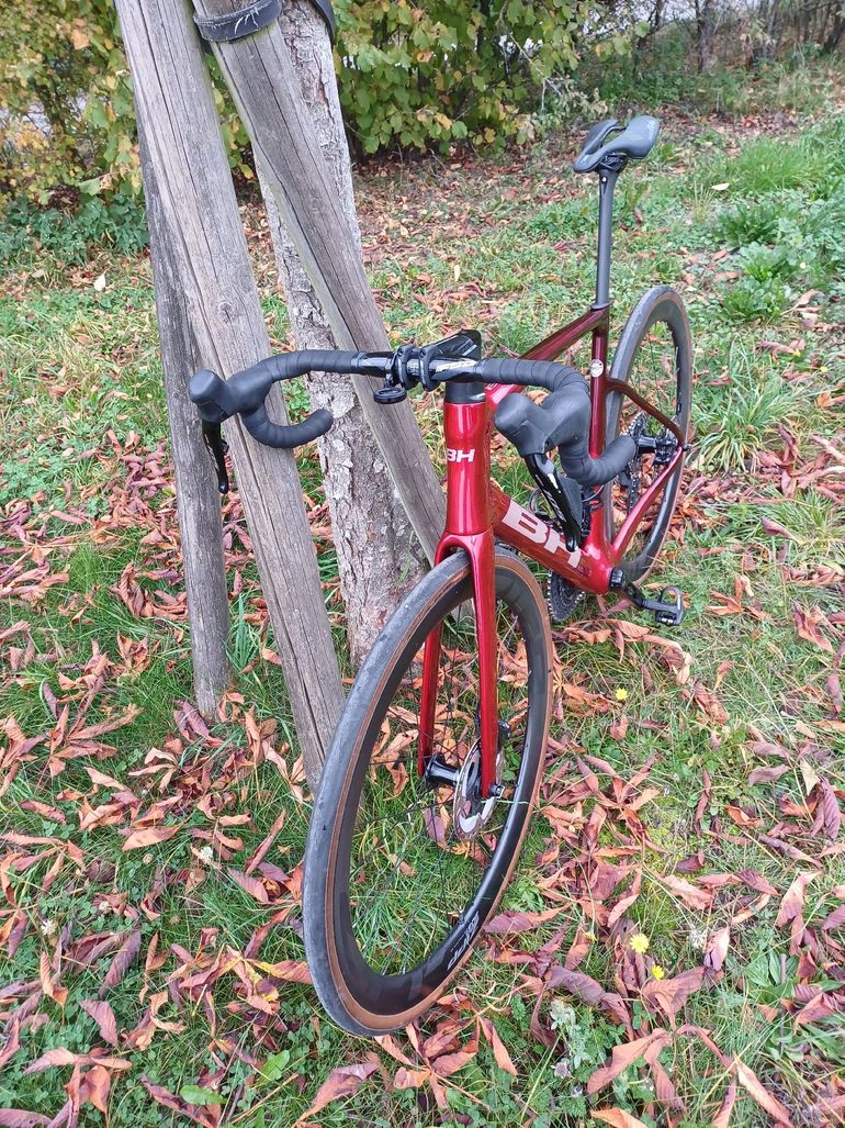 Used BH RS1 3.5 2024 2024 Road & Gravel, Red — image 2 of 6