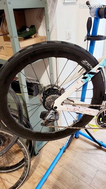 Brugt Canyon Aeroad CFR eTap 2024 2024 Road & Gravel — billede 3 af 3