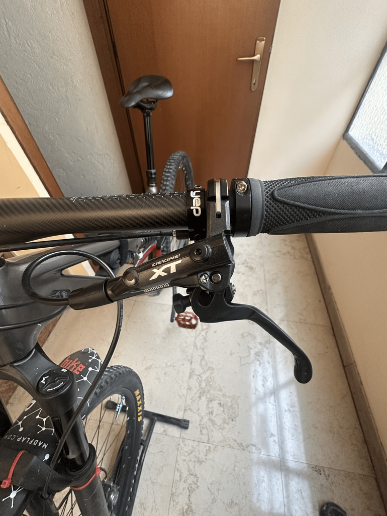 Used Orbea OCCAM H30 2022 2022 Mountainbike, Red, 29 — image 11 of 17