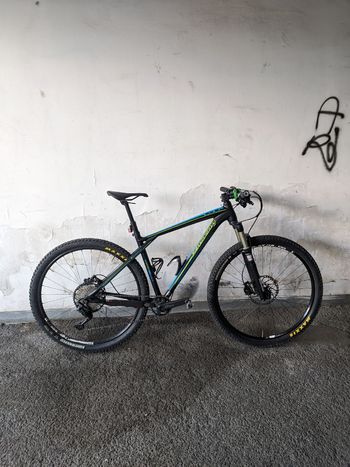 Used GT Elite Carbon 9r 2015 MTB