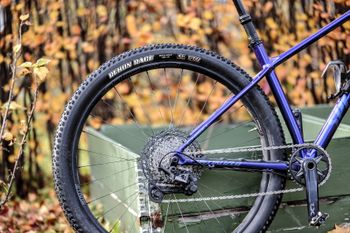 Used Specialized Chisel Custom XT 2024 2024 Mountainbike, Blue — image 5 of 5