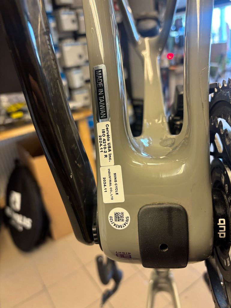 Used Cervélo S5 Force eTap AXS 2024 2024 Road & Gravel, Light Gray — image 11 of 11